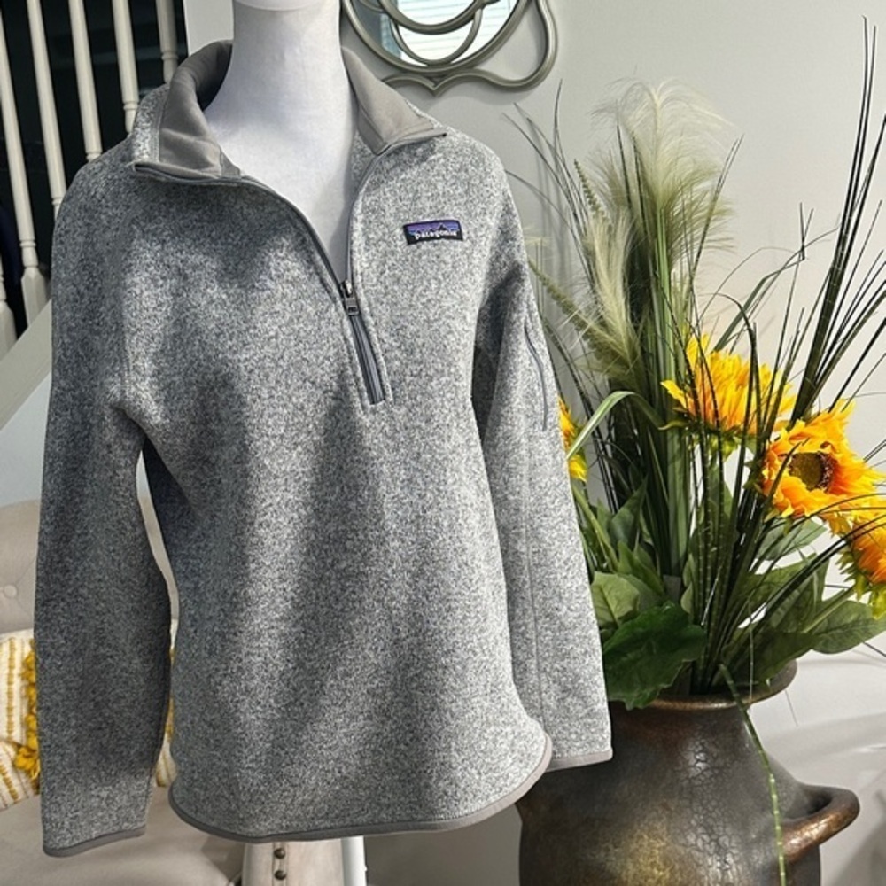 Patagonia Women's Gray Quarter-Zip Sweater - Picture 3 of 9